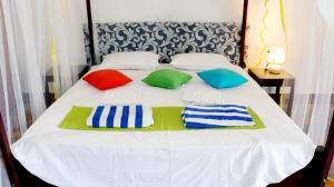 FEEL Beach Apartments