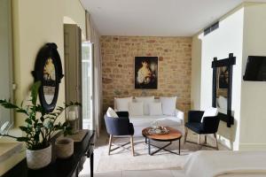 Junior Suite with Sea View room in Akrolithi Boutique Hotel & Suites