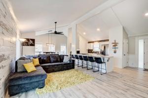 Lakefront Vacation Rental with Dock and Views!