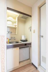 Sanacion Motomachi 6 なんば徒歩圏内 Netflix視聴可能 2部屋セット貸しでプライベートも確保