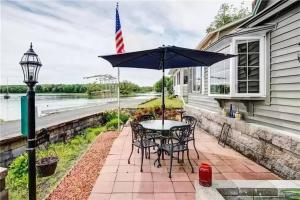 Riverside Cabin with Private Fishing Access!