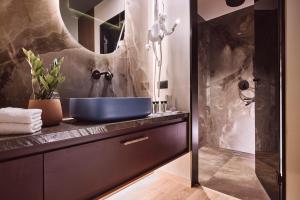 Cama Luxury Suites Glyfada