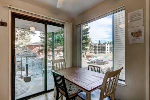 Heavenly Mountain Lake Retreat Near Skiing, Hiking & Biking