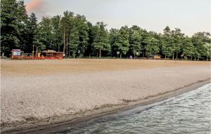 3 Bedroom Gorgeous Home In Morzyczyn