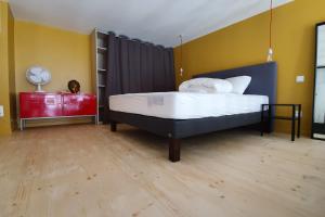 Appartements La verriere sur cour #L6 : photos des chambres