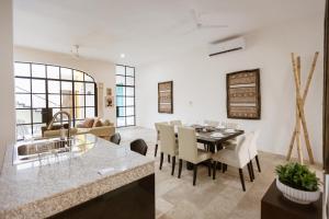 Casa Ubicada en el corazon de Merida, AC y piscina!