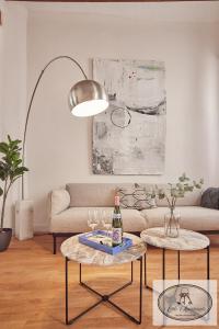 La Linda Little Apartments