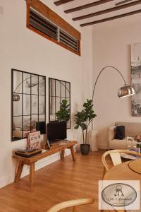 La Linda Little Apartments