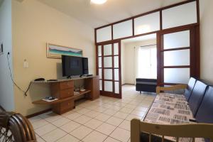 Apartamento para 6 pessoas com 2 banheiros - HB45F