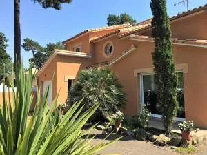 Maison spacieuse près de la mer à Saint-Brevin, 8 pers, jardin, WiFi, jeux, parking, bébé. - FR-1-392-126 - 圣布里文莱丝皮恩