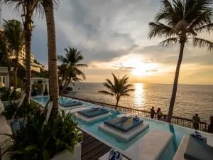 Royal Avila Boutique Resort - 圣吉吉