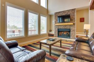 Stunning Nebo Lake House with Deck and Views!