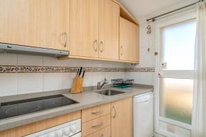 Seaview penthouse by Costarentals - Ref 112