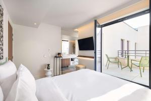 Hotels Hotel Yac Paris Clichy, a member of Radisson Individuals : photos des chambres