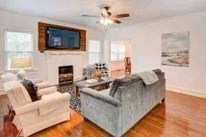 3 Mi to Baylor Waco Vacation Rental - Robinson