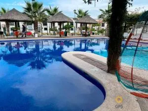 Hermosa familiar pool ,cerca de playa by G P S rentas - Prieto