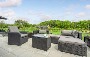 Awesome Home In Toftlund With Wifi