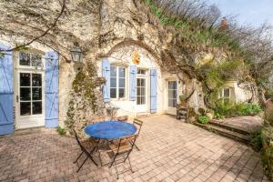 Maisons de vacances Gite insolite troglodytique de la Cave des Mouret : photos des chambres