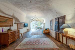 Maisons de vacances Gite insolite troglodytique de la Cave des Mouret : photos des chambres