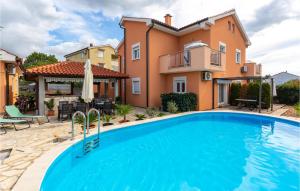 Awesome Apartment In Sveti Vid-miholjice With Outdoor Swimming Pool, Wifi And 2 Bedrooms