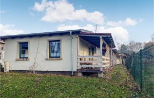 Amazing Home In Wilcze With Wifi And 2 Bedrooms