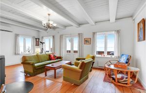 Awesome Home In Aabenraa With Kitchen