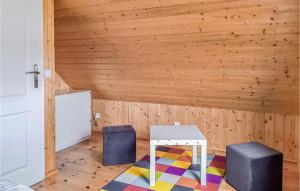 Beautiful Home In Sianozety With Wifi