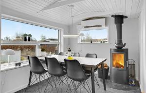 Awesome Home In Sjølund With Wifi