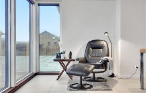 Awesome Home In Ebeltoft With Wifi