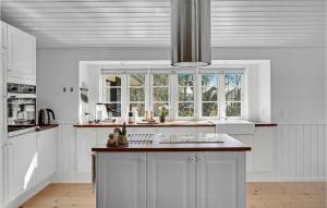 3 Bedroom Gorgeous Home In Glesborg