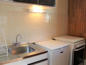 Appartements Studio avec coin montagne, balcon sud, 4 couchages, proche pistes et commerces a Vars Les Claux - FR-1-330B-209 : photos des chambres