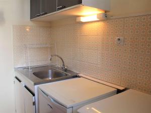 Appartements Studio avec coin montagne, balcon sud, 4 couchages, proche pistes et commerces a Vars Les Claux - FR-1-330B-209 : photos des chambres