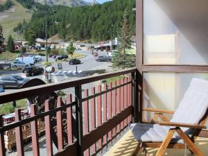 Appartements Studio avec coin montagne, balcon sud, 4 couchages, proche pistes et commerces a Vars Les Claux - FR-1-330B-209 : photos des chambres