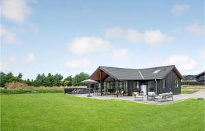 Cozy Home In Hørve With Wifi