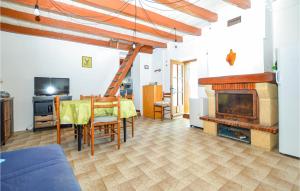 Maisons de vacances Stunning home in Coti-Chiavari with 2 Bedrooms : photos des chambres