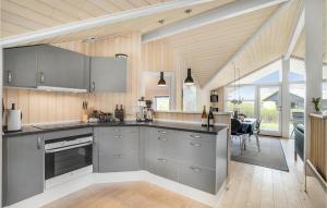 3 Bedroom Lovely Home In Vestervig