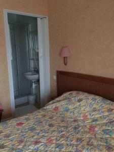 Hotels Aux Quatre Vents : photos des chambres