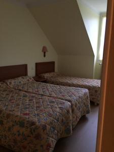 Hotels Aux Quatre Vents : photos des chambres