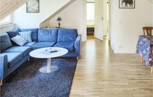 Beautiful Apartment In Gotlands Tofta