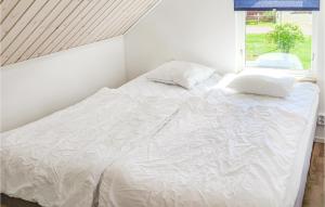 Beautiful Apartment In Gotlands Tofta