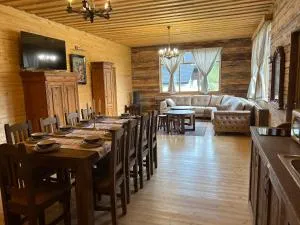 Casa Batraneasca - Domeniul Valea lupilor - 锡尔内亚