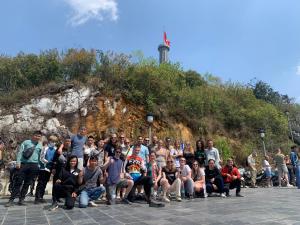 Ha Giang Safari Hostel & Motorbikes