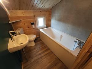 Chalets Chalet les Boudieres 6 pers pres Gerardmer Cosy Billard : photos des chambres
