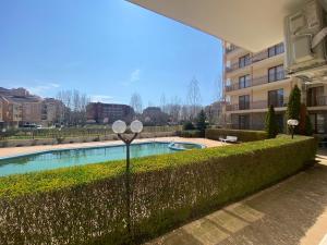 SUMMER BREEZE 110 Cozi Studio