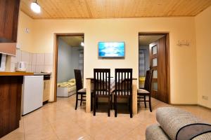 DOMKI NA TURYSTYCZNEJ