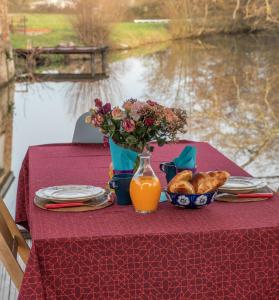 Maisons d'hotes Le Moulin de Gateau : photos des chambres