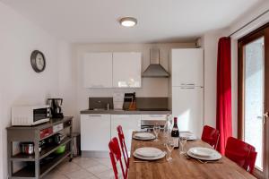 Appartements Residence Alpes 4 : photos des chambres