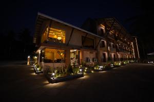 Aananda Wellness and Resorts