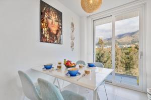 Lovely 3 bedroom apartment next to higueron area.