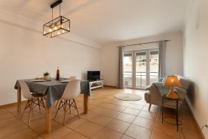 Sesimbra Beach Apartment by GT House